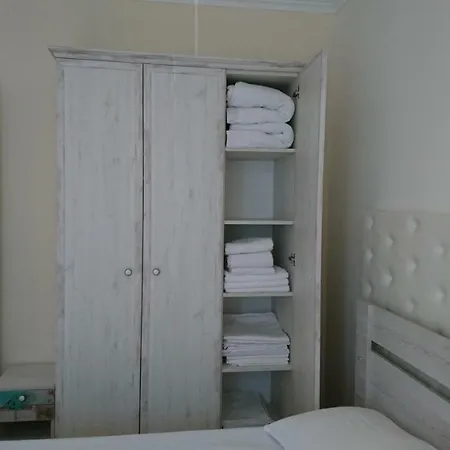 Mellia 6 Guest house *